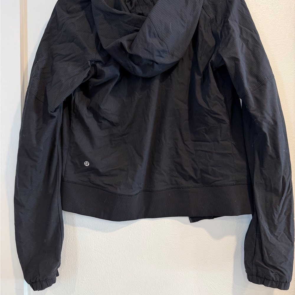 Lululemon Sz 8 Black Hooded Jacket